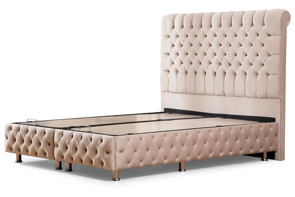 Lit coffre velours beige 126_985b1baf-f452-4b87-80c5-b13e003e6e3e Oonamobilier