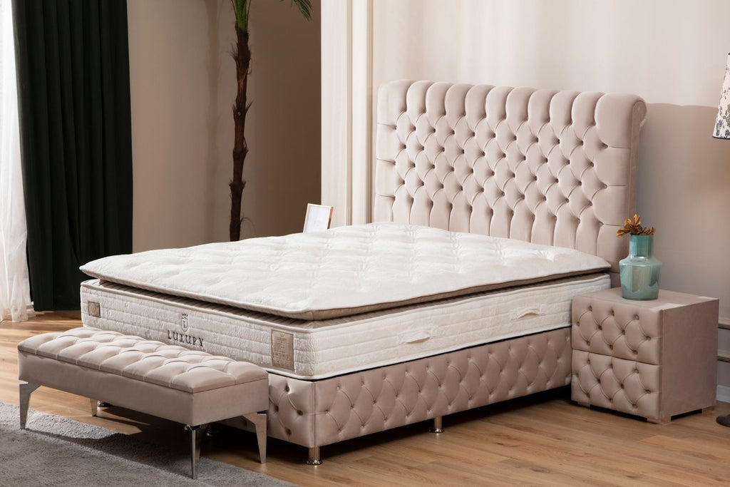 Lit coffre velours beige 129_9366e50a-5271-4239-9acd-3b05878e50e5 Oonamobilier