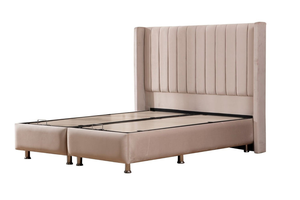 Lit coffre velours beige 133_c8d06250-84fc-484e-8baa-23f8f99c54ac Oonamobilier