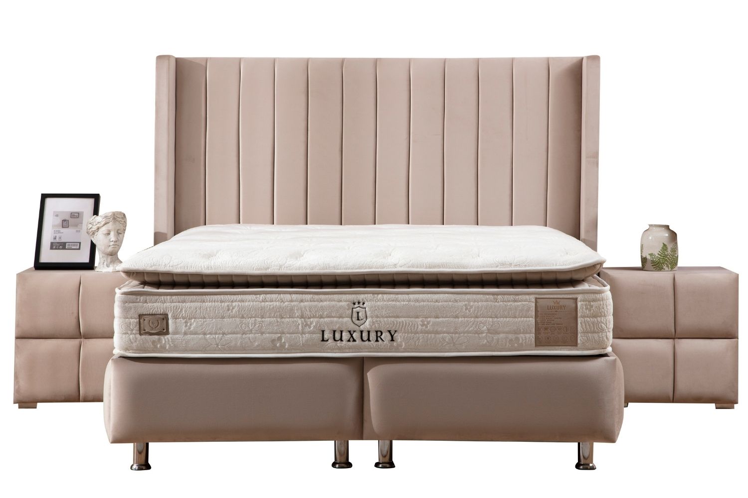 Lit coffre velours beige 134_595dc78f-d5e2-485d-a81e-382159a9d0bf Oonamobilier