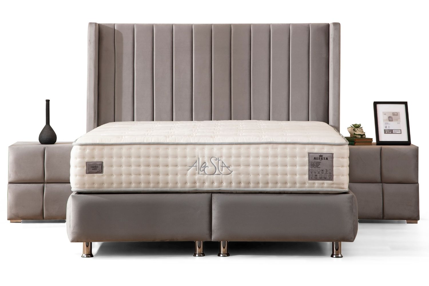 Lit coffre velours gris 140_ef00740e-d0fc-46bd-8c27-80fe1efc4ce3 Oonamobilier