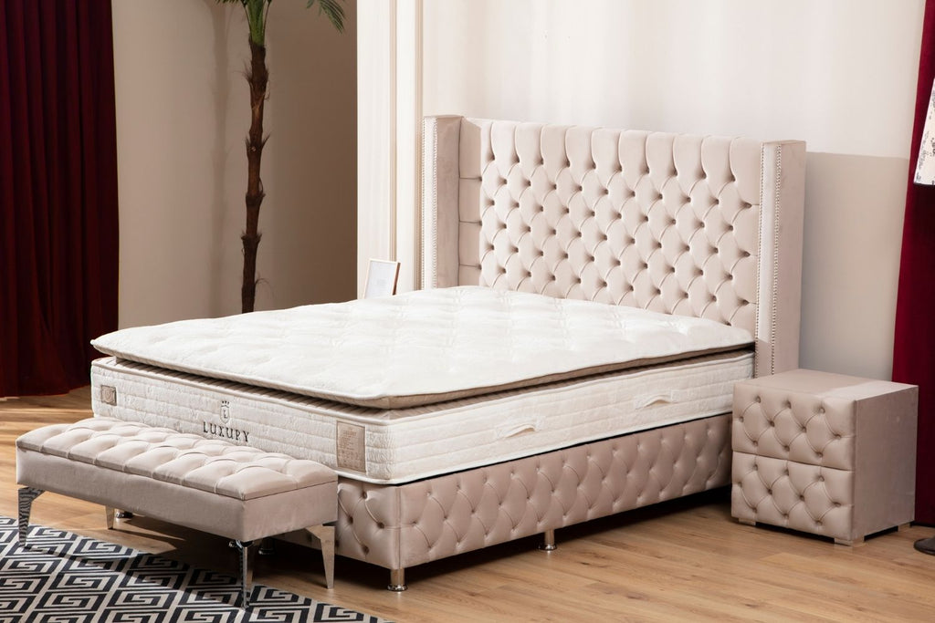 Lit coffre velours beige 154_f4b4e9ab-875e-4354-9e0c-5694e73c998e Oonamobilier