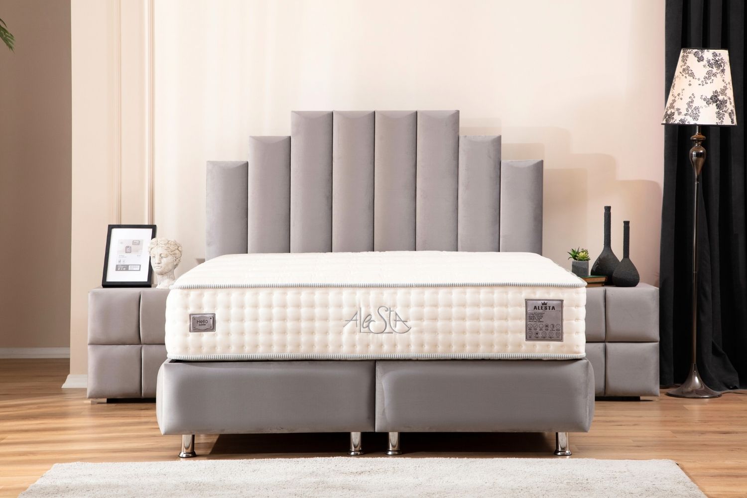 Lit coffre velours gris 186_9467dc44-e5bc-4171-84f0-003a7f6ba95c Oonamobilier
