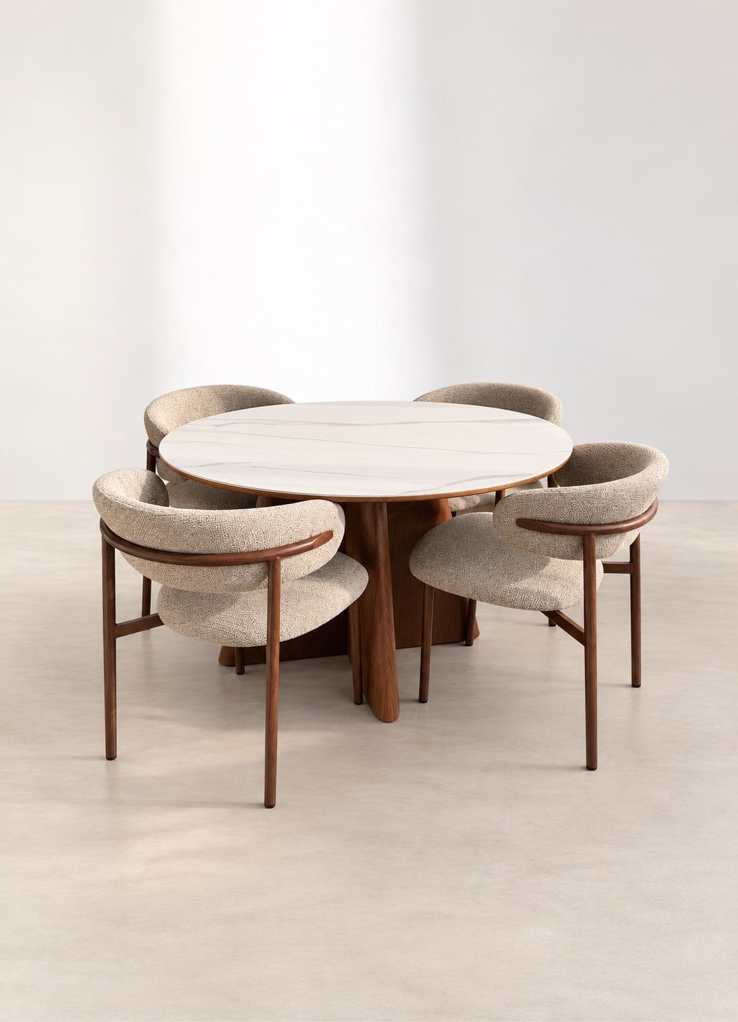HOLVI Table à manger 23661098-B114-40E1-8022-B4CCF8DF40F8_cfca2022-849e-400d-964e-43de78fe1c81 Oona Mobilier