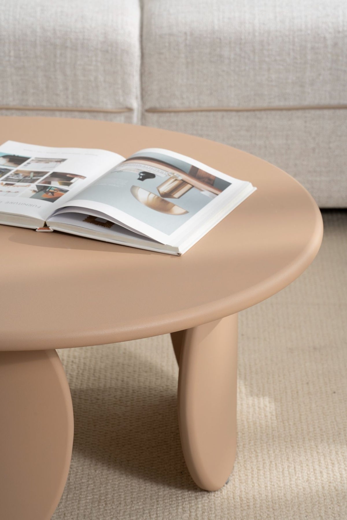 Table basse ronde rosé Table basse HCT255001_1__web Oona mobilier