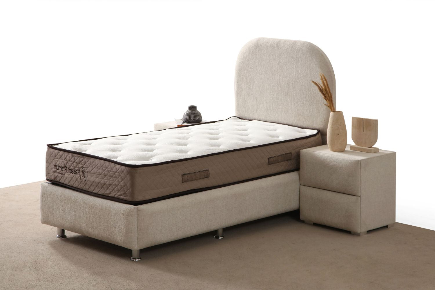 Lit coffre enfant chenille blanc cassé Photo_site_canapes_et_lits_-_2025-01-20T122244.762 Oonamobilier