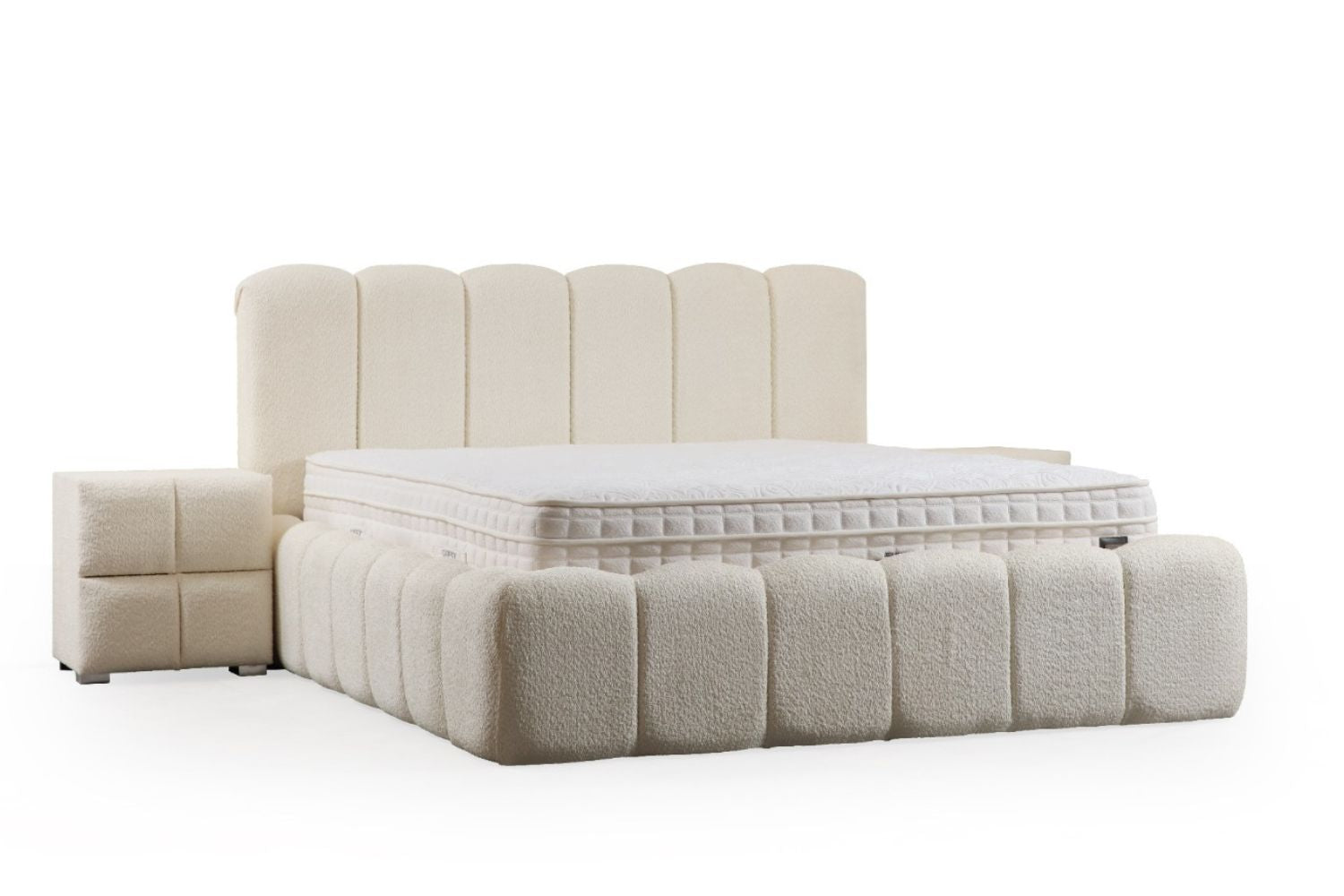 Lit coffre chenille blanc cassé Photositecanapesetlits-2024-12-10T120613.247 Oonamobilier