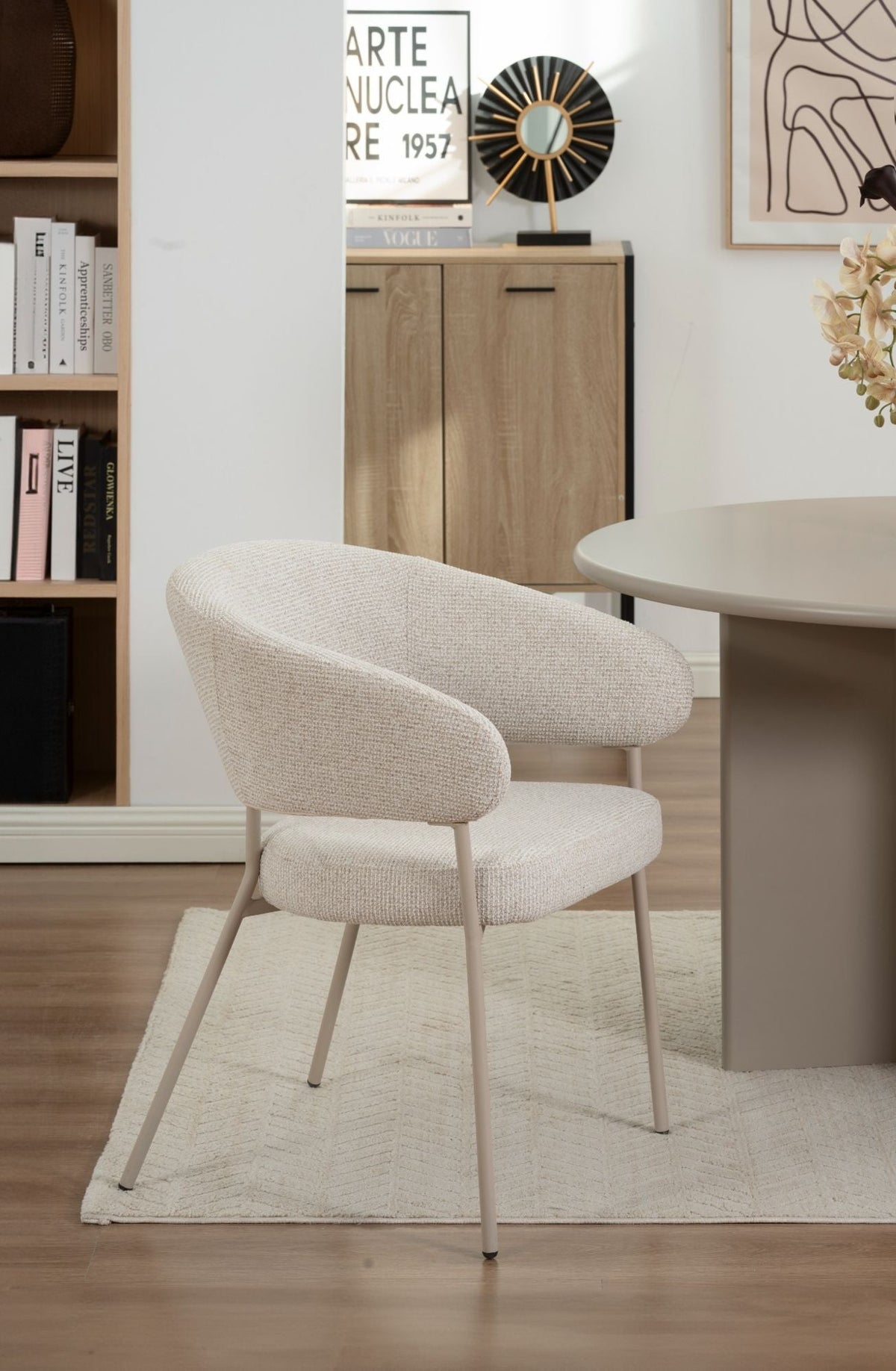 Chaise en tissu & pieds métal beige Chaise UDT25021PT-04MDIA1200x750_UDC23100Q52-02_2__web Oona mobilier